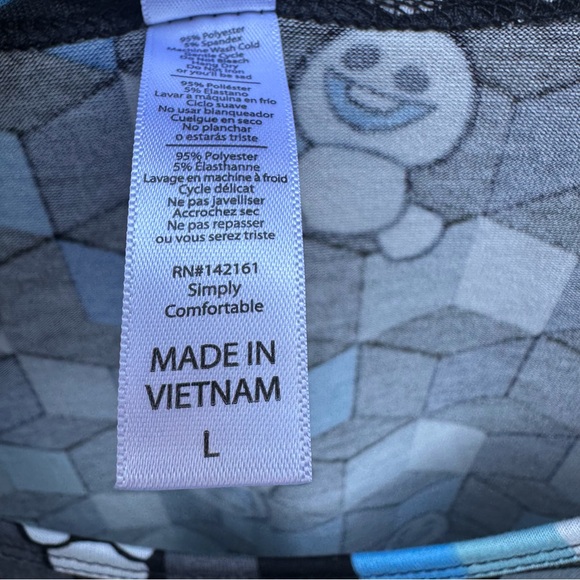 Disney Frozen Snowgies Perfect T Size L Large LuLaRoe Long Tunic T-Shirt - Picture 12 of 12